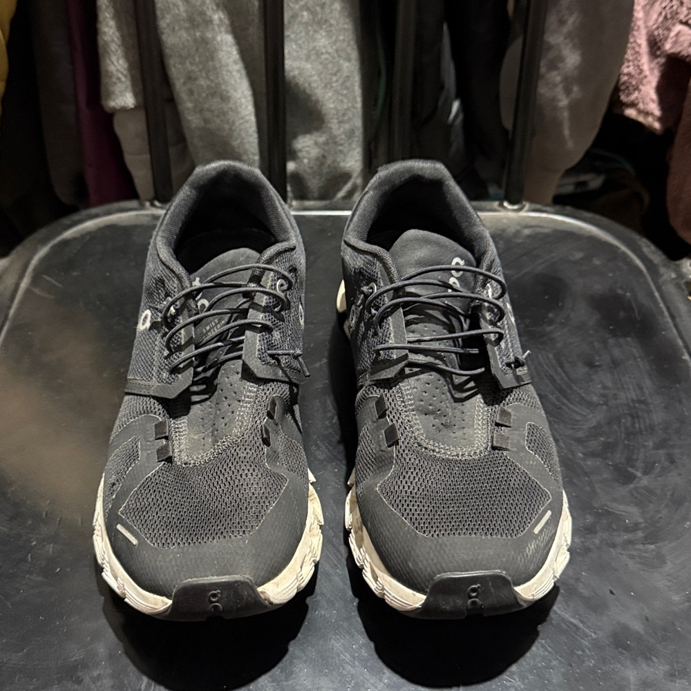 On Cloud 5 - image 2